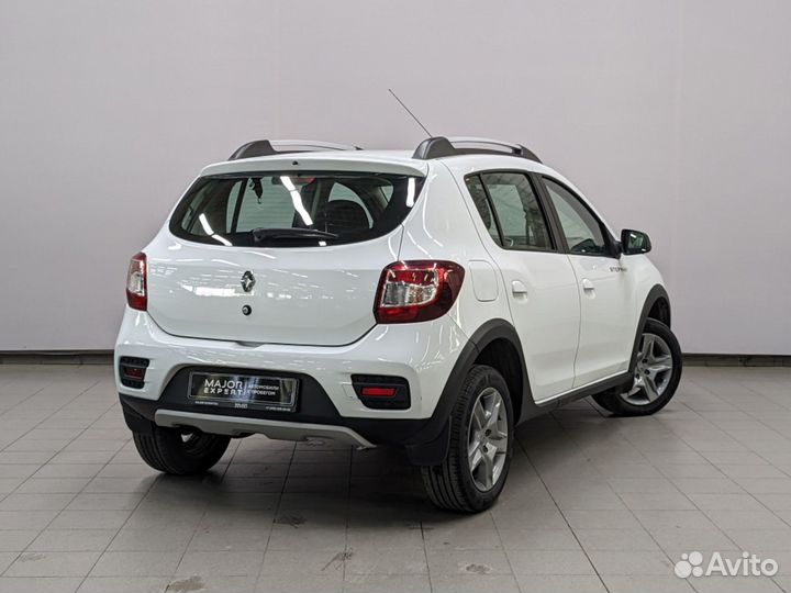 Renault Sandero Stepway 1.6 AT, 2021, 136 833 км