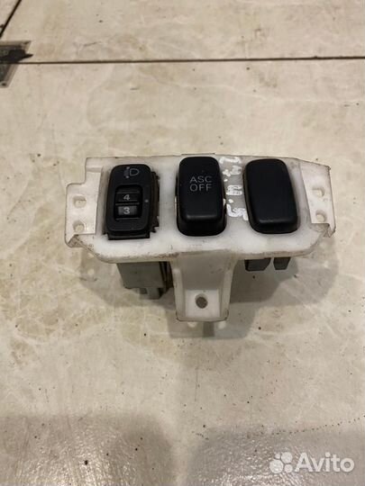 Кнопка корректора фар Mitsubishi Lancer 10