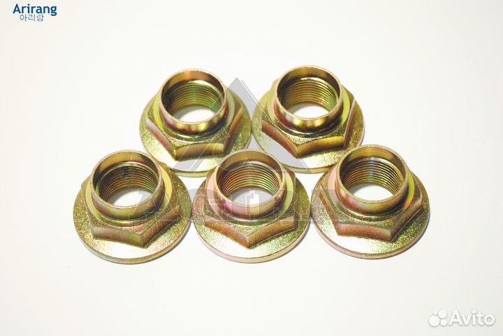 Гайка задней ступицы (M32x1.5)