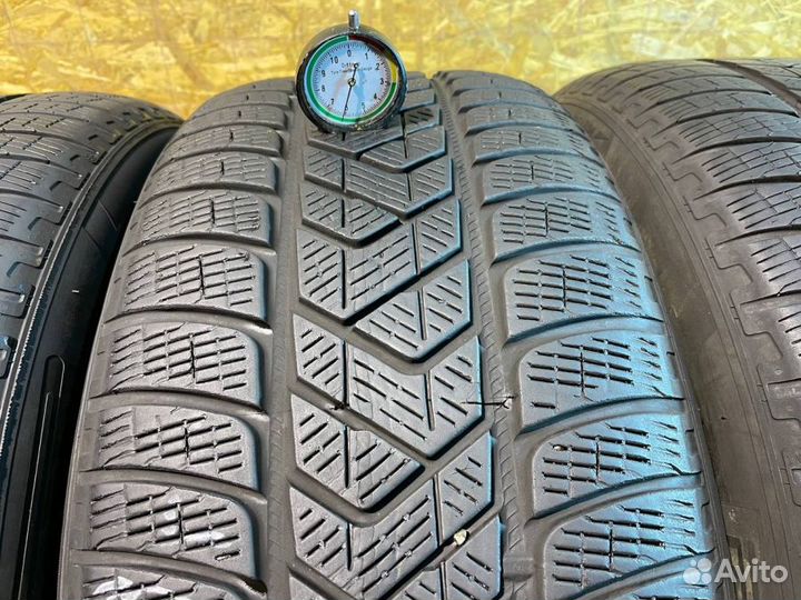 Pirelli Scorpion Winter 245/50 R20