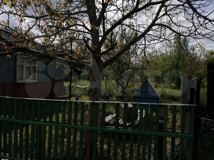 Дом 20 м² на участке 5,2 сот.