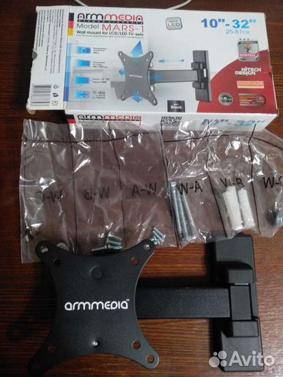 Настенное крепление для телевизора