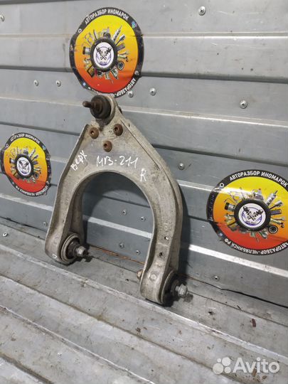 Рычаг передний правый верхний Mercedes Benz W211