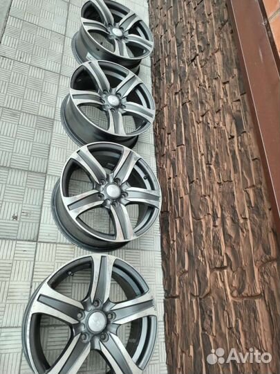 Mitsubishi asx диски r16