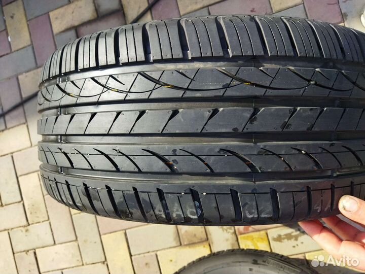 Hankook Ventus S1 Noble 2 H452 255/45 R18 99W