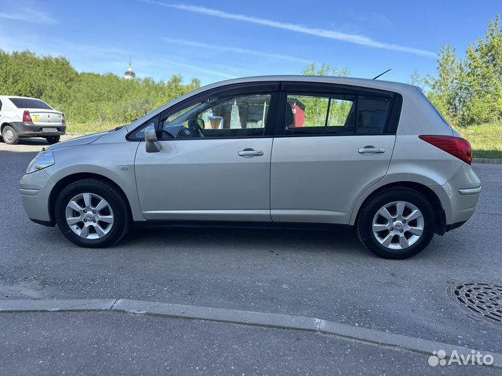 Nissan Tiida 1.6 AT, 2008, 180 000 км