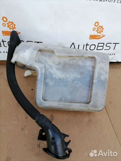 61667034967 Бачок стеклоомывателя BMW E60