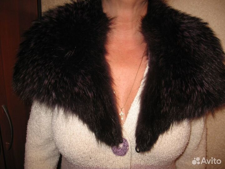 Меховой воротник чернобурка