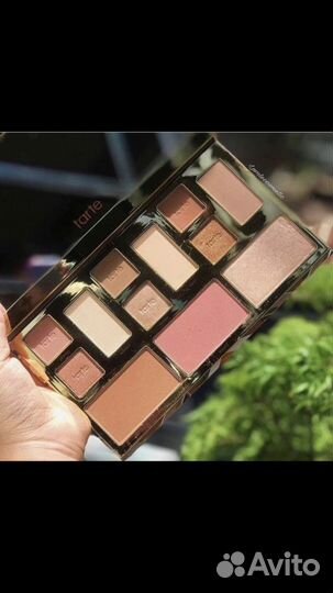 Палитра теней Tarte