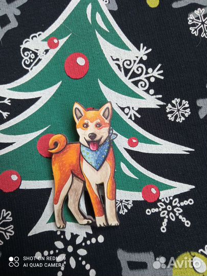 Брошь Значок Новый