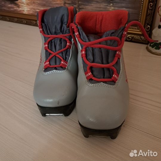 Ботинки лыжные 31 размер