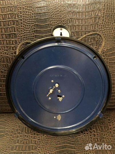 Часы Маяк с барометром и термометром