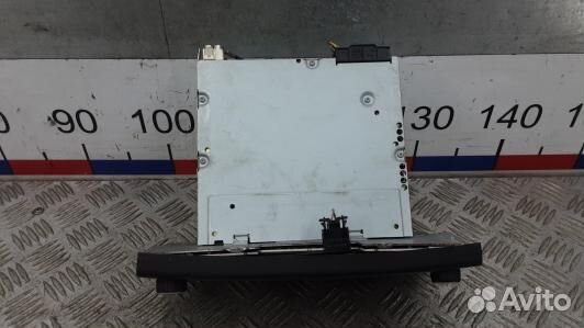 Магнитола skoda superb 2 (EEA16I401)