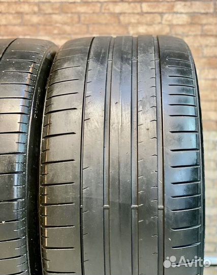 Pirelli P Zero PZ4 315/40 R21