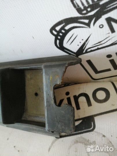 Крепление порога левое Mercedes Gl X164