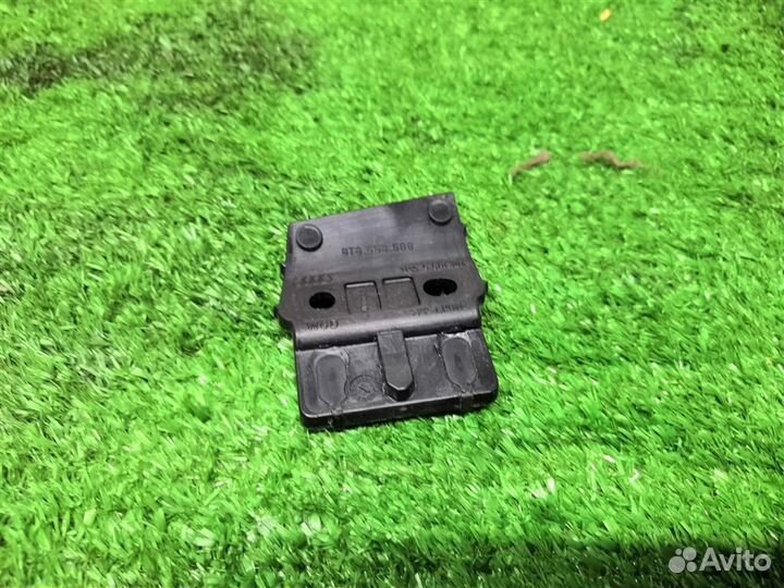 Кронштейн (сопут. товар) Audi A5 /S5 Coupe/Sportb