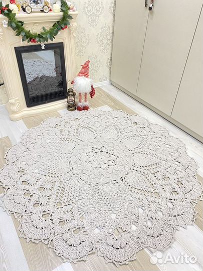 Вязаный ковер ручной работы