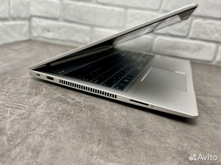 HP ProBook 450 G7 i5-10210u 16Gb 256Gb