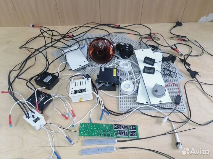 Запчасти и ремонт инкубаторов Несушка