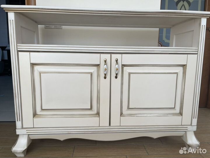 Комод-тумба под телевизор