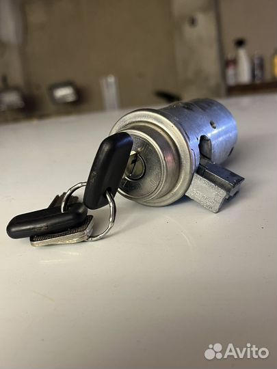 Замок зажигания классика