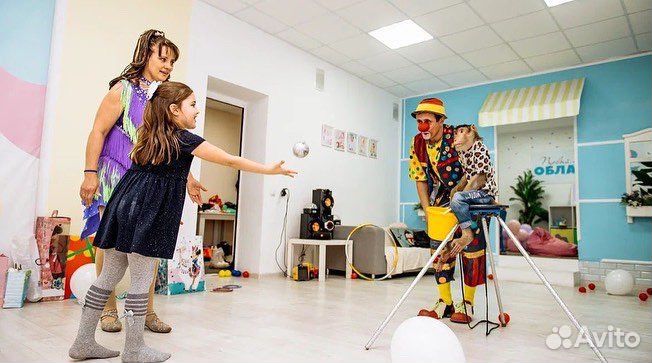 Аниматор Праздник с обезьянкой