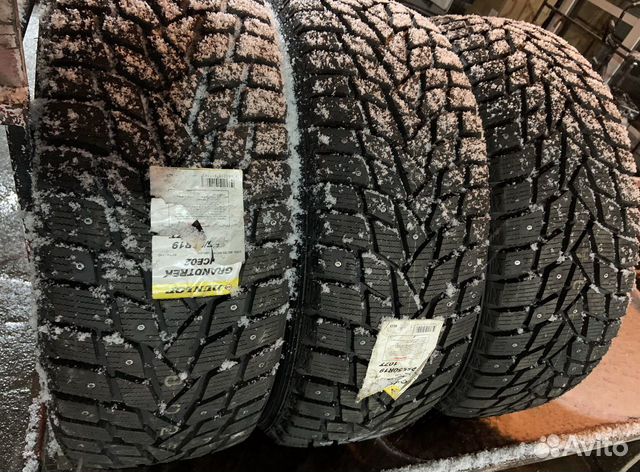 Dunlop Grandtrek Ice 02 255/50 R19 и 285/45 R19 107T