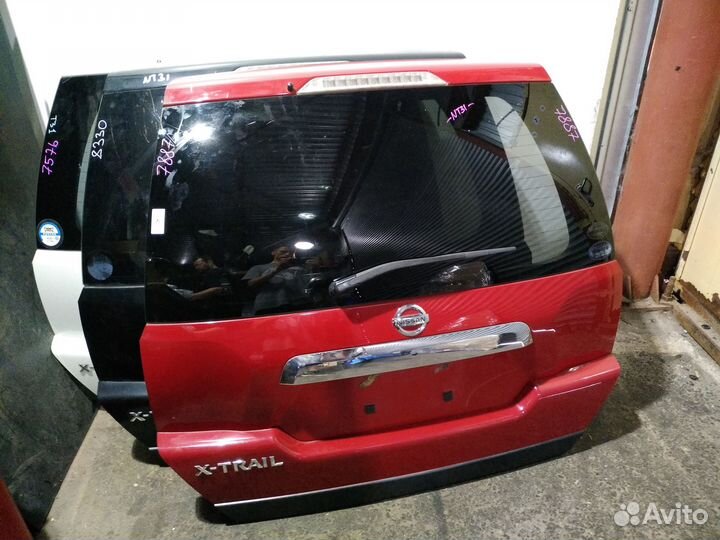Крышка багажника Nisan X-trail T31