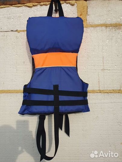 Спасательный жилет для ребенка