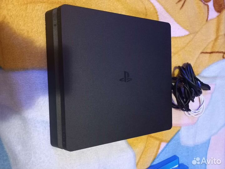 Sony ps4 slim 1tb с 22 играми