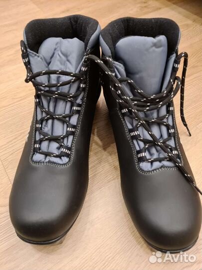 Лыжные ботинки 45 размер