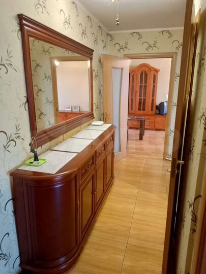 2-к. квартира, 50 м², 9/10 эт.