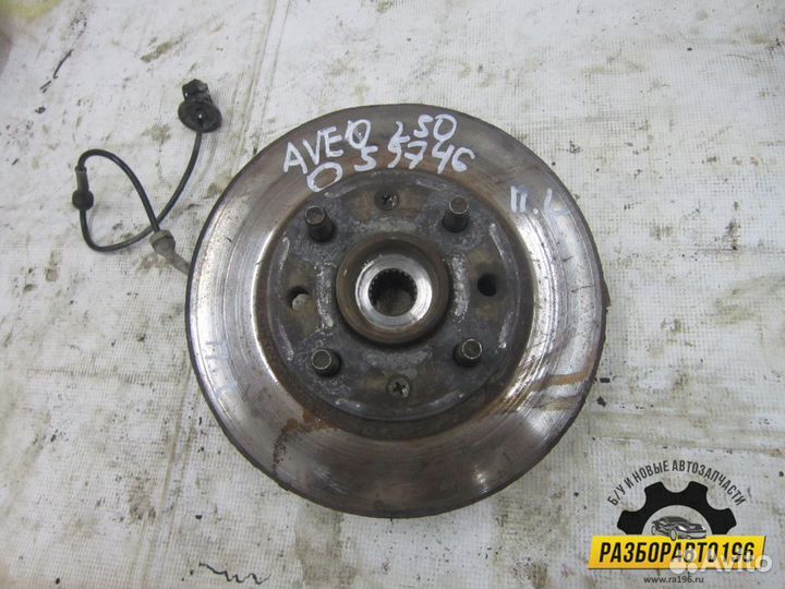 Кулак поворотный передний левый Chevrolet Aveo (T2