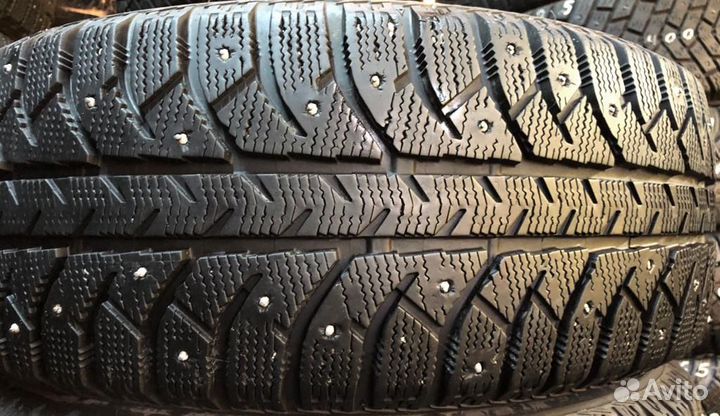 Bridgestone Ice Cruiser 7000S 205/55 R16