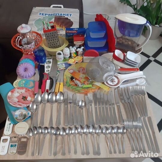 Столовые приборы, кухонная утварь