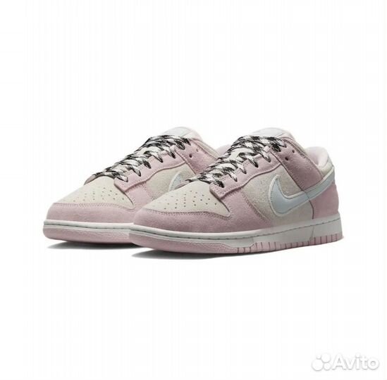 Nike Dunk Low LX Pink Foam