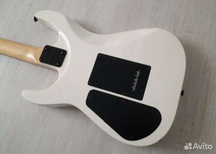 Электрогитара jackson js11