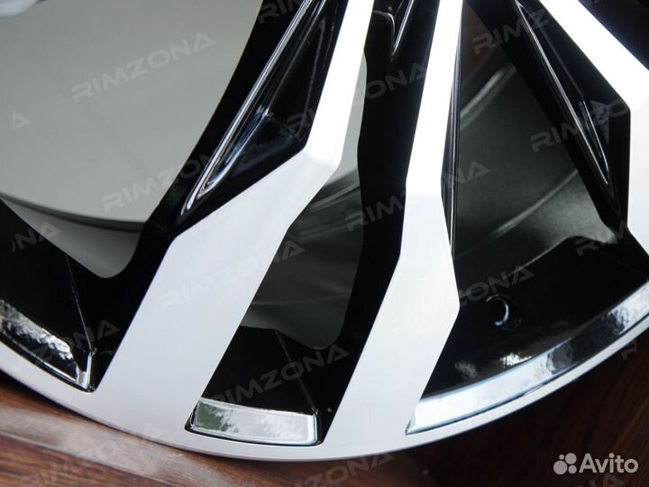 Литые диски R20 для Volkswagen. Арт3116