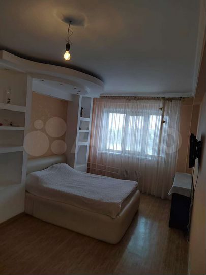 2-к. квартира, 60 м², 8/10 эт.