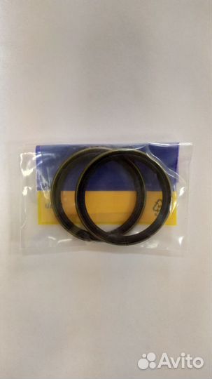 Сальник уплотнение цилиндра ковша 11883674 BL61/71