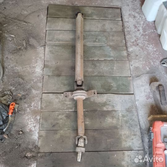 Кардан с подвесным на волгу