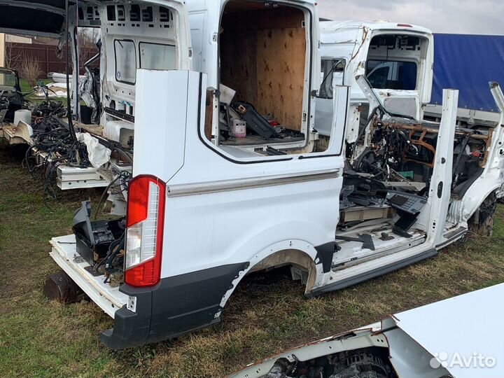 Правое заднее крыло форд транзит