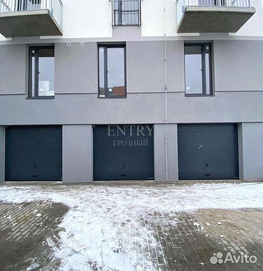 Ворота гаражные секционные