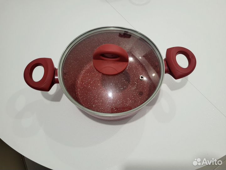 Кастрюля 3-4л индукция mayer&boch