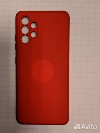 Чехлы на телефон