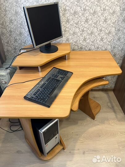 Компьютерный стол бу