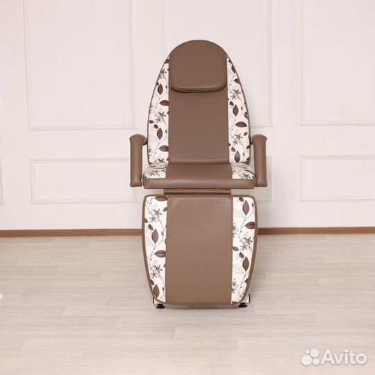 Косметологическое кресло 