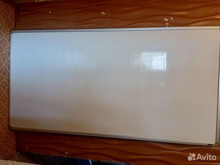 Доска магнитно -маркерная 90*180 бу