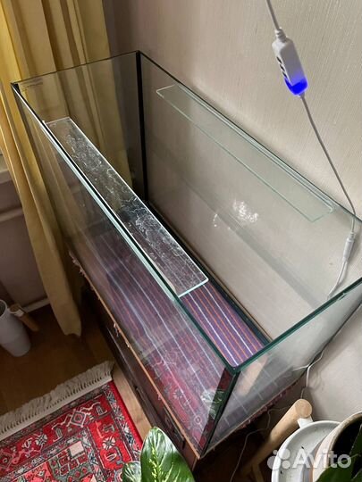 Аквариум 90 / 100 литров с подсветкой (уф лампа)