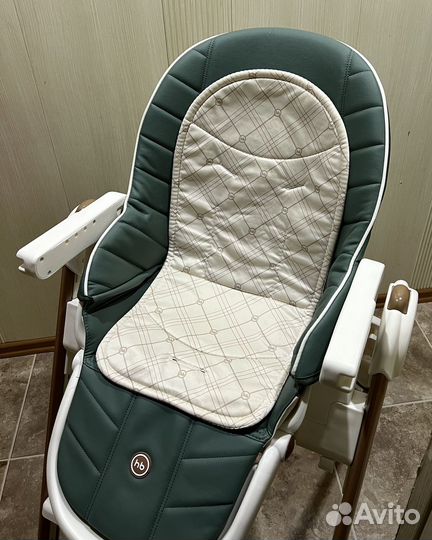 Стульчик для кормления шезлог Happy baby berny v2